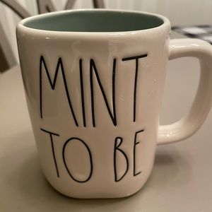 Rae Dunn Mint To Be Mug